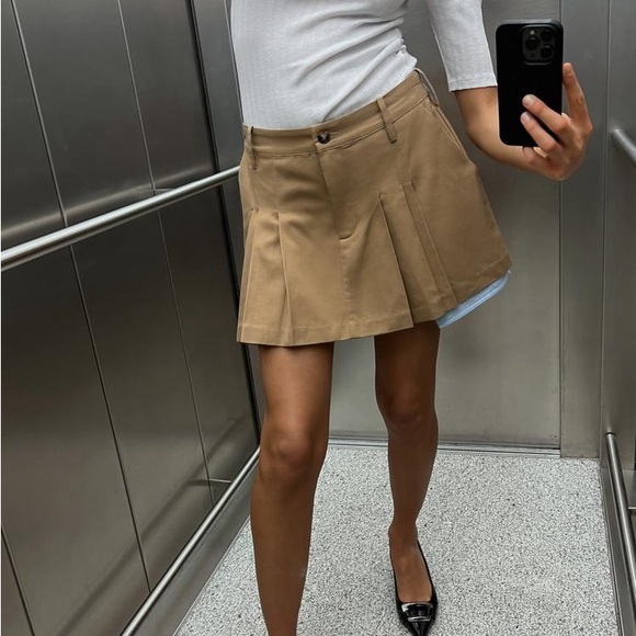 Zara skirt - Picture 1 of 3